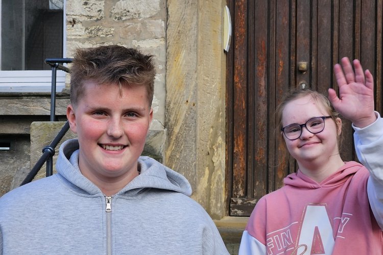 Josua Merkhoffer, Lea Alten